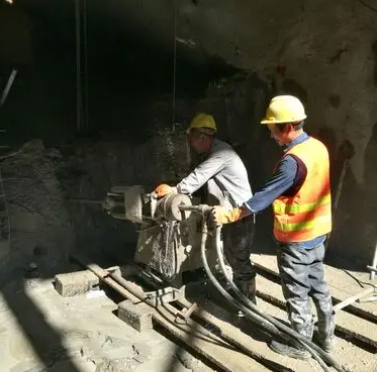 峄城水下抗分散灌浆料特点 水下不分散注浆料介绍